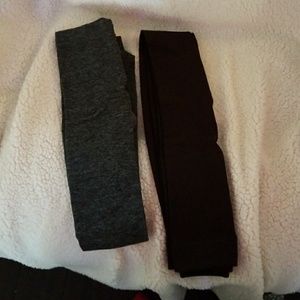 2 pairs of fleece lined leggings